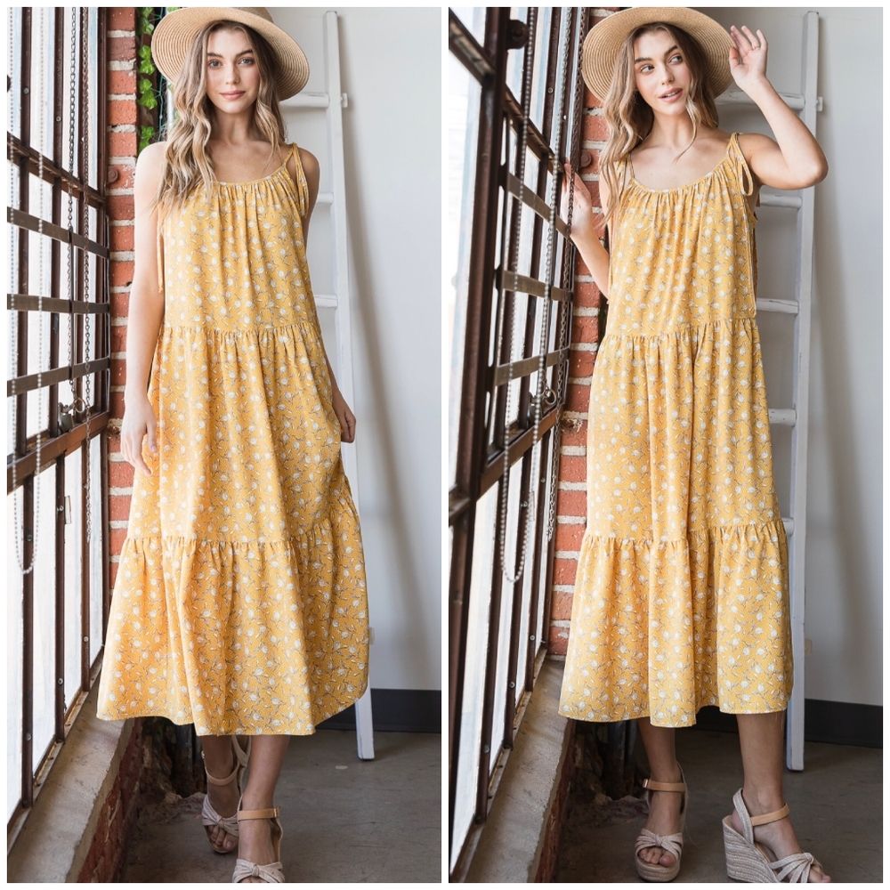 Feminine Boho Chic Yellow Floral Relaxed Fit Tiered Maxi Dress - Picture 6 of 8